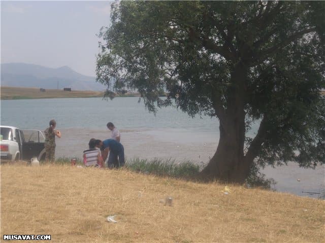 Gədəbəyin keçmiş icra başçısı Başkənd gölünü niyə qurutdurdu? - FOTOLAR