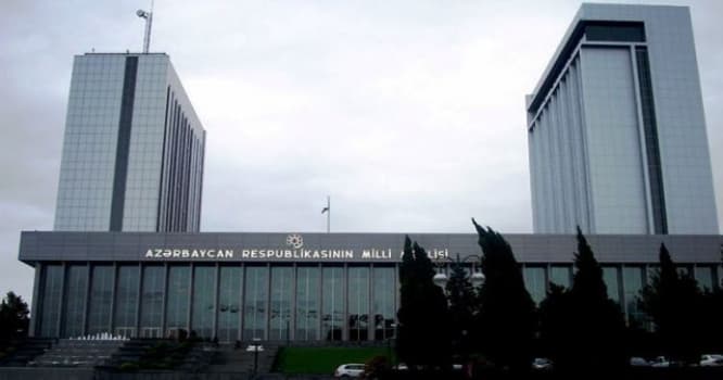 Ramil Usubov generalın dəfnində