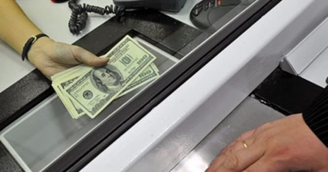 "Exchange"lər dolların satış məzənnəsini maksimal həddə çatdırdı