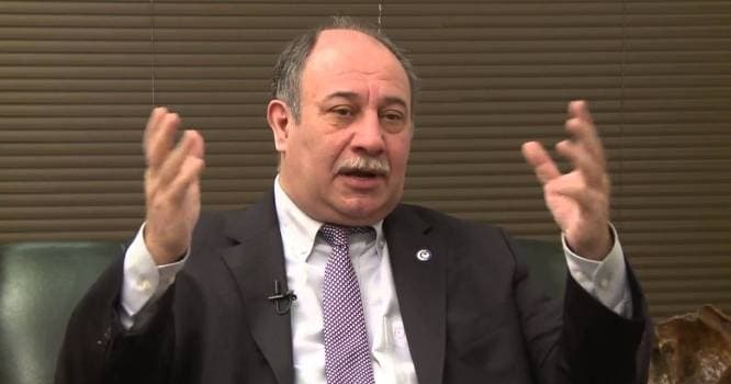 Yeni seçilən deputat parlamentdə çətin duruma düşdü