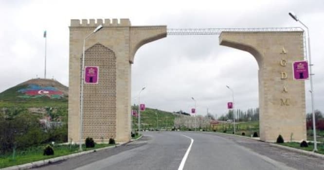 Ağdamda ara qarışdı - İŞSİZLİK QALMAQALI
