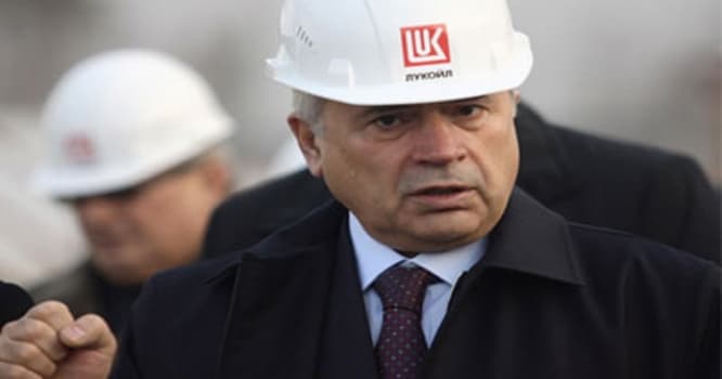 Ələkbərov dövlət şirkətini alır