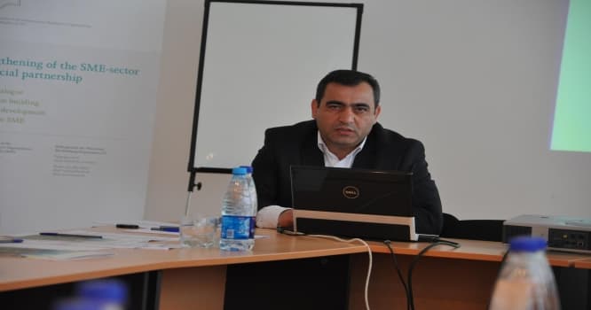 Fermerlər niyə koperativləşə bilmədi? - Rövşən Ağayev yazır