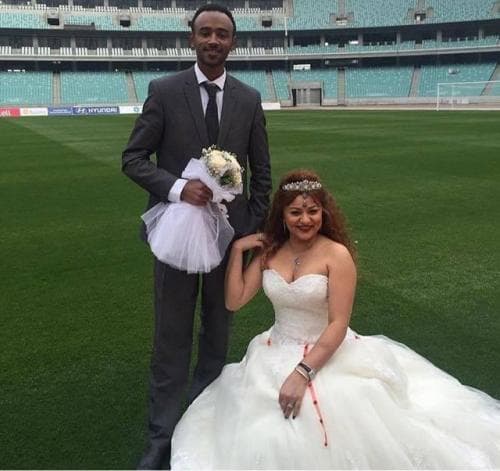 Vəfa Zeynalova gəlin oldu, Olimpiya Stadionunda toy etdilər - FOTO