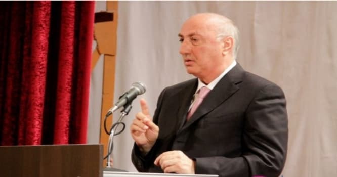 Zakir Fərəcov uşaqları ac saxlayan müdiri cəzalandırdı