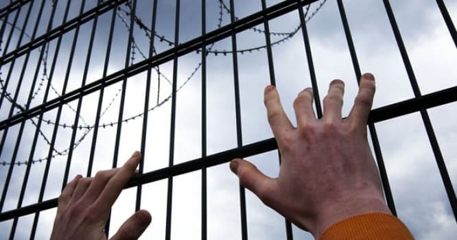 Həbsxanadan kütləvi qaçış - Ən azı 40 məhbus qaçdı