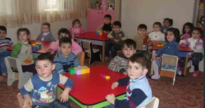 Sumqayıtlı valideynlər narazıdır: "Uşaqlara keyfiyyətsiz ərzaq verilir"