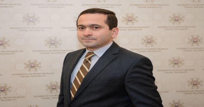 "Nazir testin ləğvi haqqında bircə kəlmə də işlətməyib"