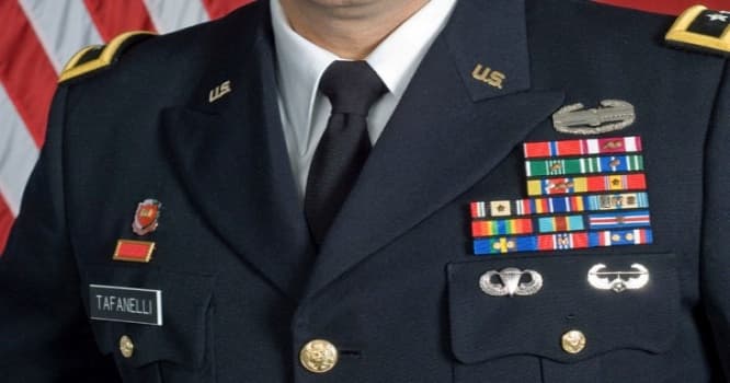 Ordunun 4 general və admiralı korrupsiyada ittiham olundu