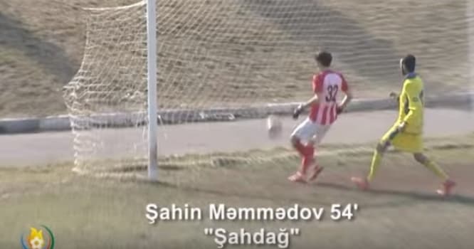 Şəmkirdə dünya futbolunda nadir qeydə alınan qollardan vuruldu - VİDEO