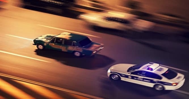 Yol polisi sürücünü hansı halda təqib edə bilər?