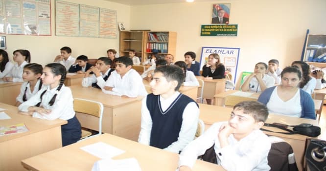Şagirdlərdən niyə şəxsiyyət vəsiqəsi tələb olunur?