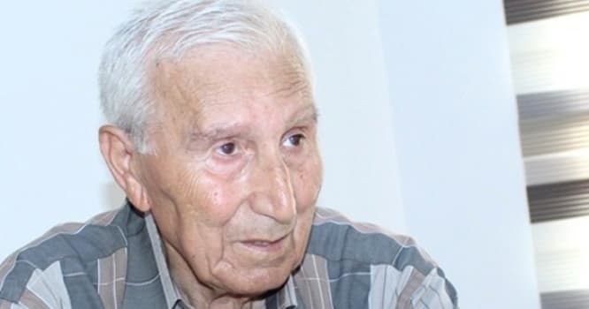 Xalq artistinin vəziyyəti ağırdır
