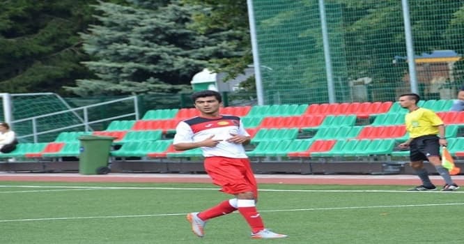 Latviyada oynayan "Neftçi"nin sabiq futbolçusu millidən dəvət gözləyir - FOTOLAR