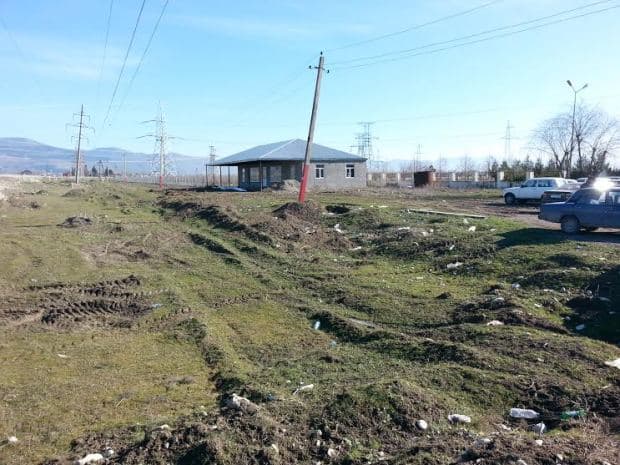Nazirin dayısını çayxana tikməyə qoymadılar - FOTO/VİDEO