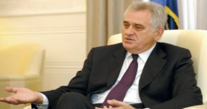 Serbiya prezidentindən qəti tələb: "PARLAMENTİ BURAXIN!"