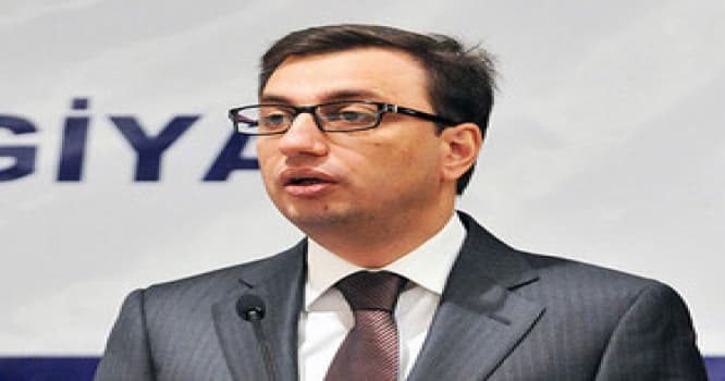 Komitə sədri tənqid etdiyi şirkətin ofisinə getdi