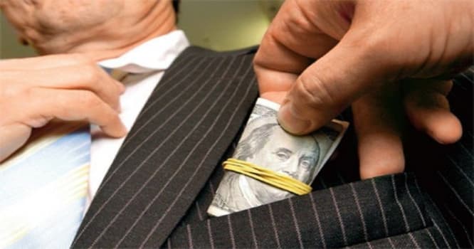 Vəzifəyə gəlmək üçün 170 min verən şəxs vəkilini dəyişib? - Açıqlama