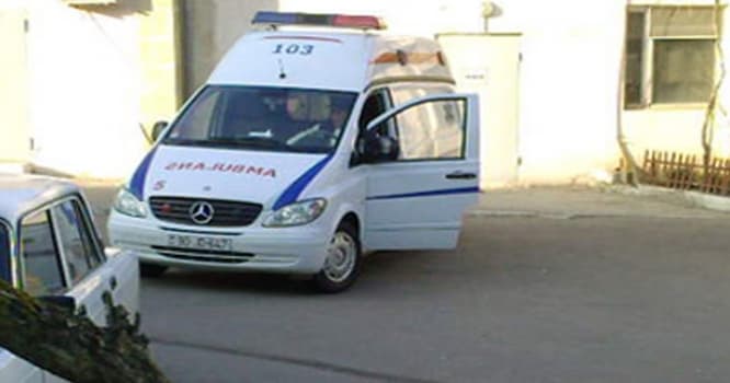 4 yaşlı uşaqlar rəngdən zəhərləndilər