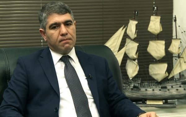 Ekspert hacı İbrahimi tənqid etdi: Hacı kazino açar?