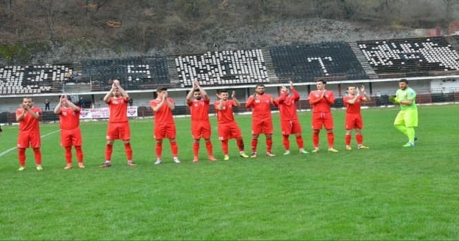 Azərbaycanlı futbolçunun komandasına Rumıniyada texniki qələbə verildi