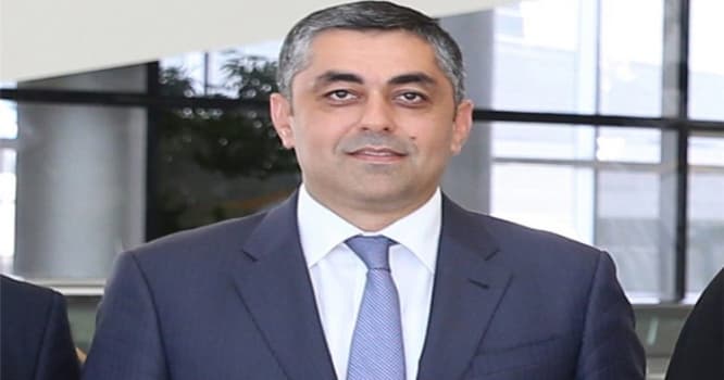 Nazir sakinləri incidən məmuru işdən çıxardı