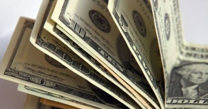 Dollar sürətlə bahalaşır - Rekordlar davam edir