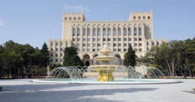Alimlərin maksimal əməkhaqqı 795 manat müəyyən olundu - Azərbaycanda