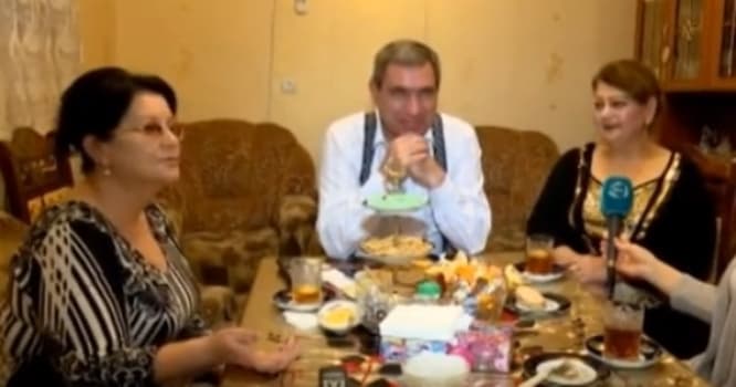 Əməkdar artistin xanımları danışdı: İki arvadı ilə də münasibəti var - VİDEO