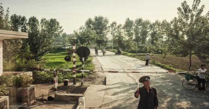 Şimali Koreyada gizli çəkilən Fotolar