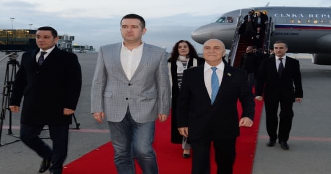 Çexiyanın dövlət rəsmiləri Bakıdadır