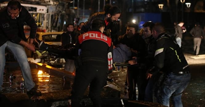 "Ankara terroru ilə bağlı 11 nəfər saxlanılıb" - BAŞ NAZİRDƏN AÇIQLAMA