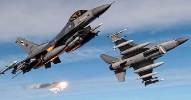 Türk qırıcıları havaya qalxdı - Bombardman başladı