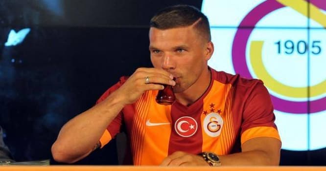 "Qalatasaray"ın məşhur futbolçusu Türkiyəni tərk edir - Terrora görə