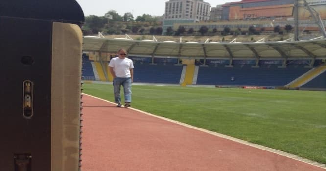 "Oyunlardan əvvəl stadionda toy keçirmək olmaz" - İngilis mütəxəssisdən xəbərdarlıq