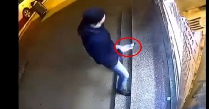 Bakıda telefon oğrusu müşahidə kamerasına düşdü - Video