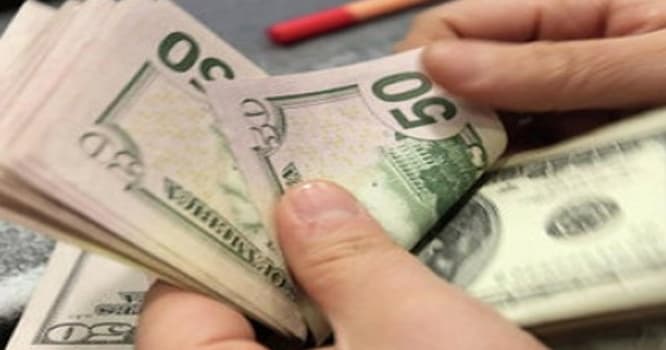 Rusiyada dollar kəskin ucuzlaşır