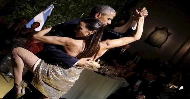 Obama və xanımı tanqo oynadılar - VİDEO