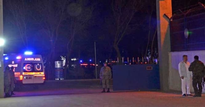 Türkiyə yasda: 8 şəhid, 31 yaralı