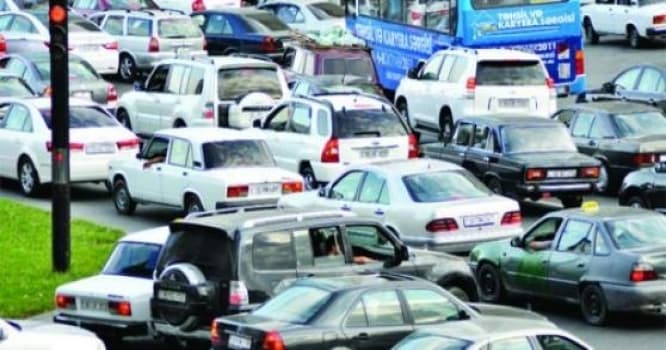 İş həftəsi tıxacla başladı