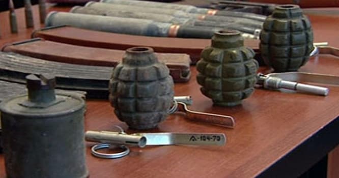 Naxçıvan sakini qumbara ilə polis böməsinə girdi