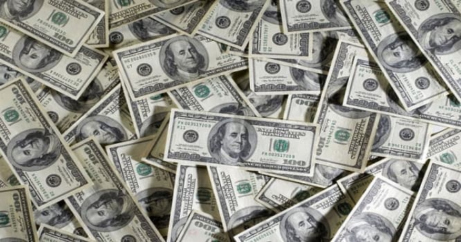 Dollar bir az da ucuzlaşdı