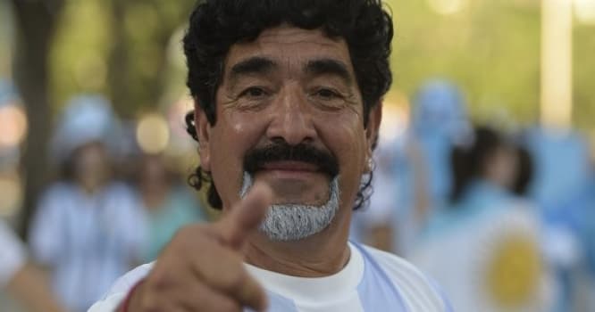 Maradonaya agentlikdə vəzifə verildi