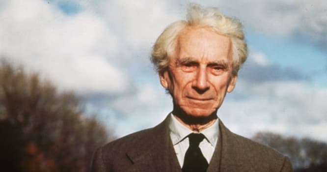 "Sərt əxlaqi normalar fahişəliyi çoxaldır" - Bertrand Russell