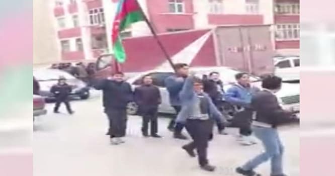 Azyaşlılar əsgərlərimizə belə dəstək oldular - VİDEO
