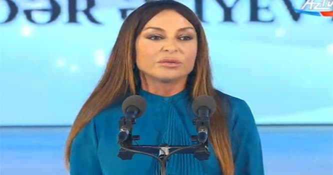 Mehriban Əliyeva ağladı - Şəhid anaları ilə görüşdə