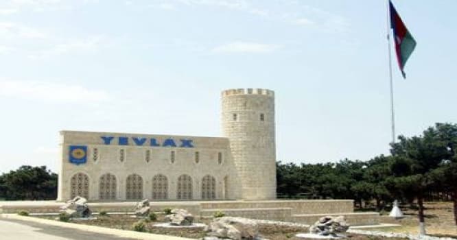 Yevlaxda əsgərlərimizə dəstək aksiyası - VİDEO