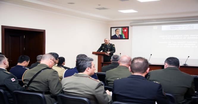MN xarici dövlətlərin hərbi attaşeləri üçün brifinq təşkil edib