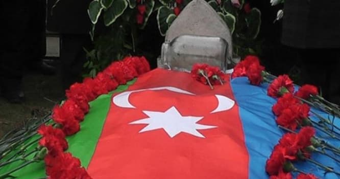 İsmayıllı şəhidimizi torpağa tapşırdı - VİDEO