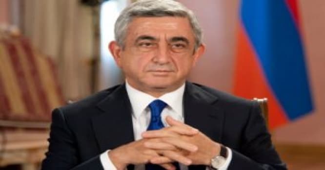 Sərkisyan generallarla məsləhətləşməyə getdi